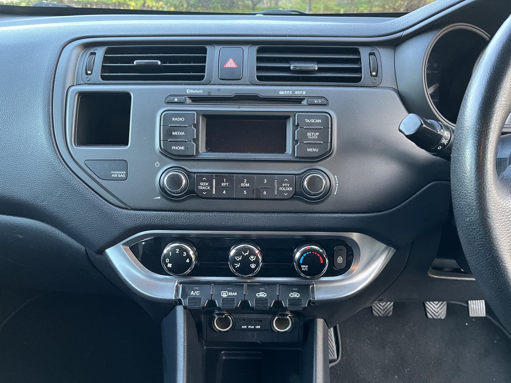 Kia Rio 1.25 2 Hatchback 5dr Petrol Manual Euro 5 (84 bhp)