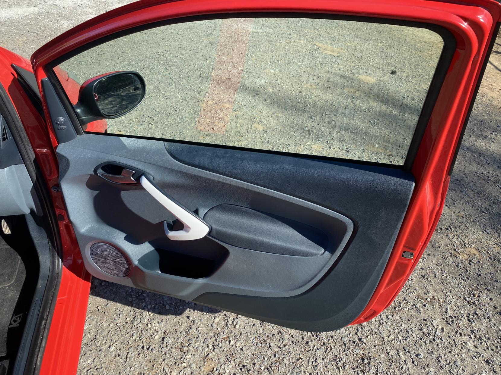 Ford Ka 1.2 Zetec Hatchback 3dr Petrol Manual Euro 5 (s/s) (69 ps)