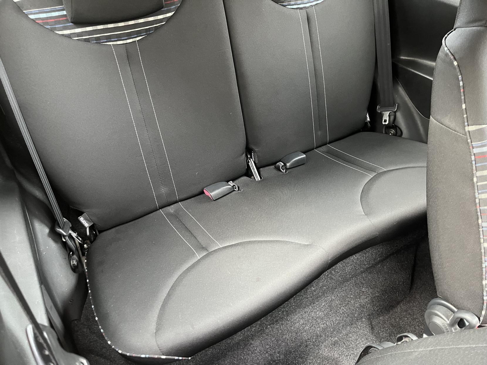 Citroen C1 1.0i VTR Hatchback 3dr Petrol Manual Euro 5 (68 ps)