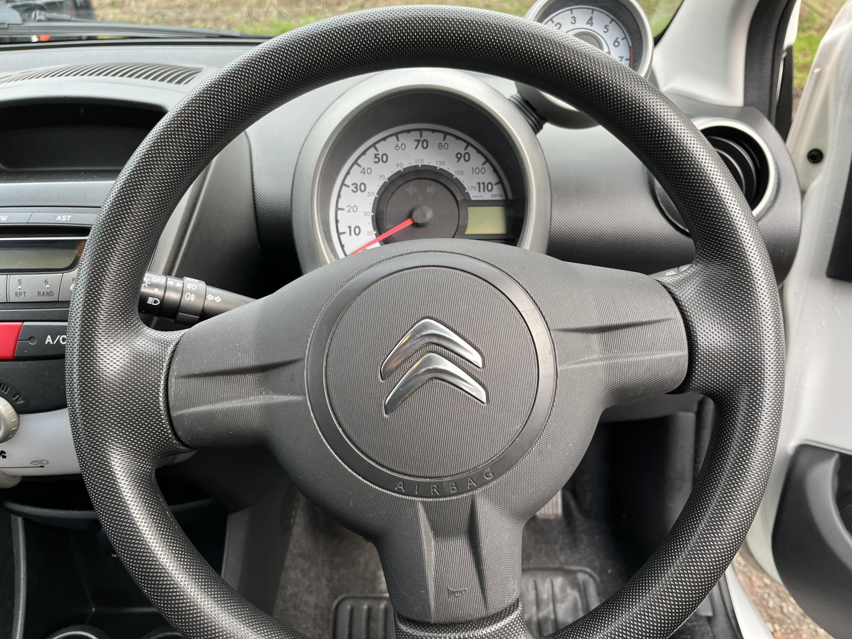 Citroen C1 1.0i VTR Hatchback 3dr Petrol Manual Euro 5 (68 ps)