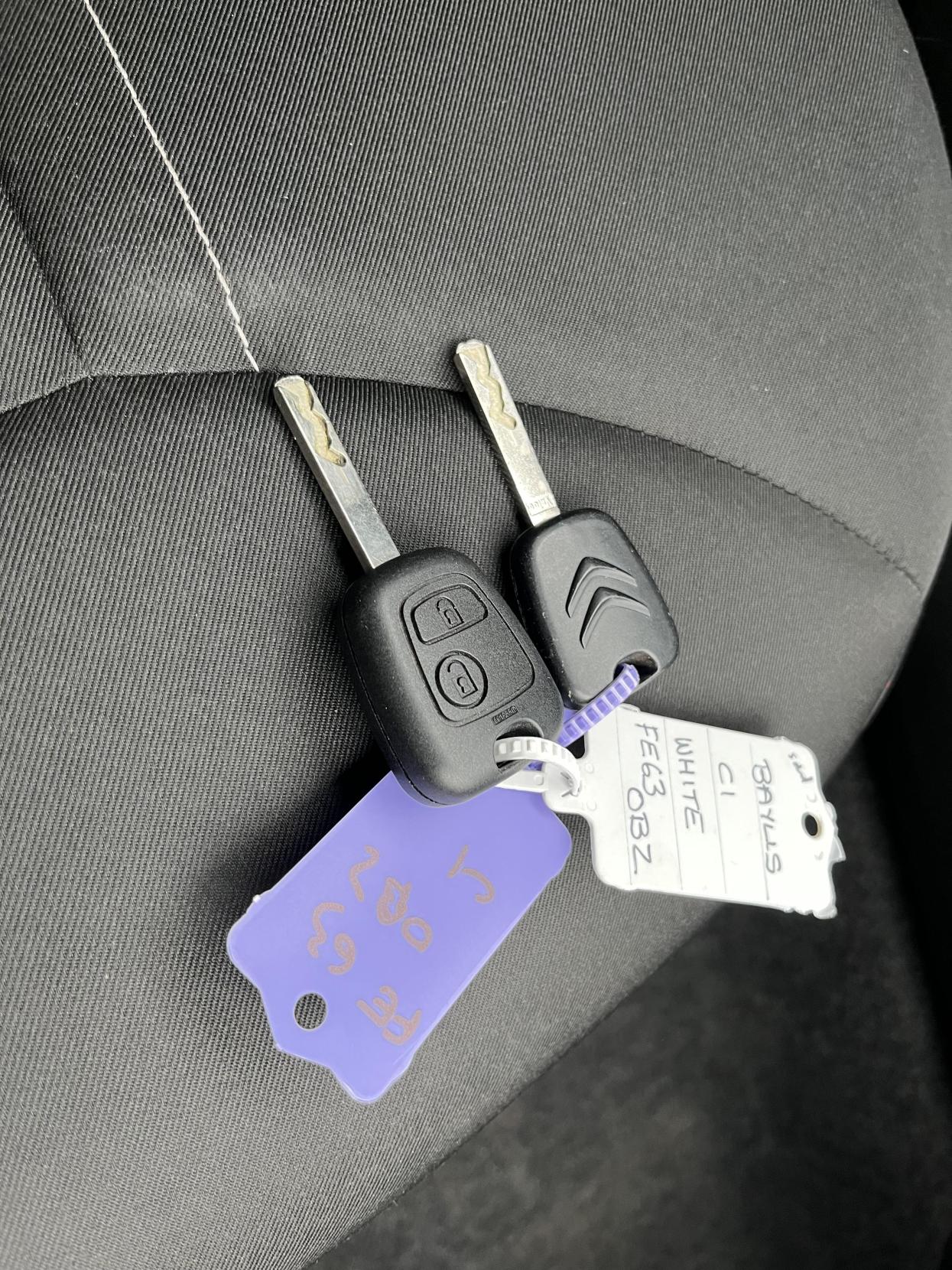 Citroen C1 1.0i VTR Hatchback 3dr Petrol Manual Euro 5 (68 ps)