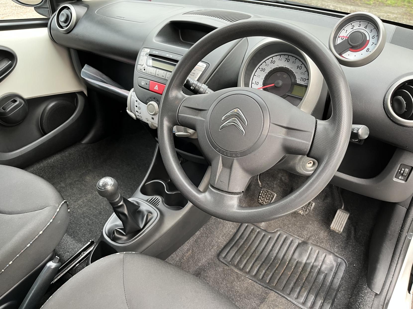 Citroen C1 1.0i VTR Hatchback 3dr Petrol Manual Euro 5 (68 ps)