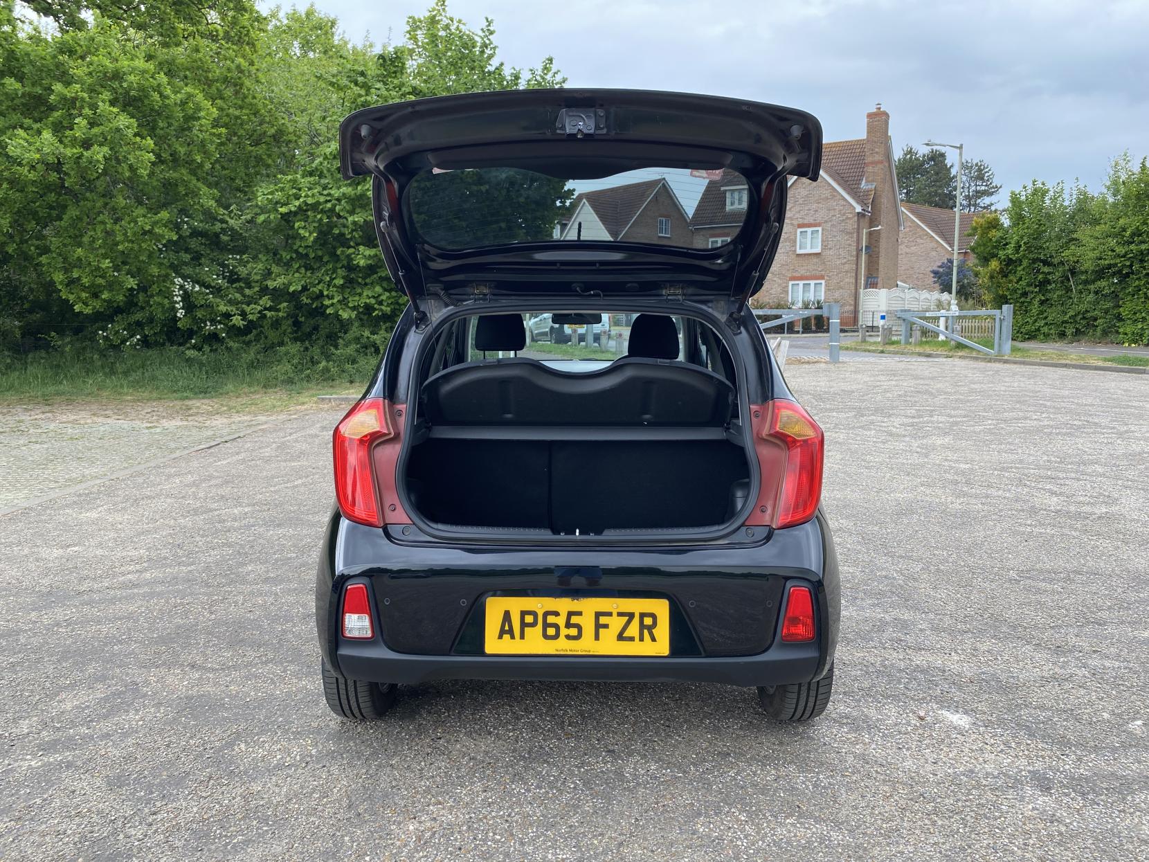 Kia Picanto 1.0 SR7 Hatchback 5dr Petrol Manual Euro 5 (68 bhp)