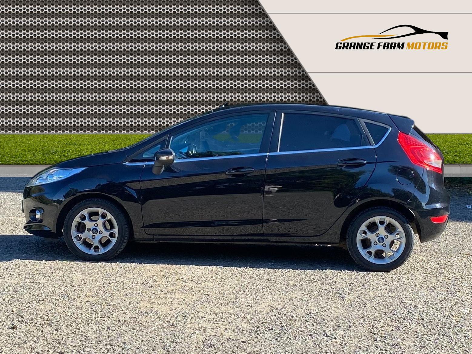 Ford Fiesta 1.25 Zetec Hatchback 5dr Petrol Manual (129 g/km, 81 bhp)