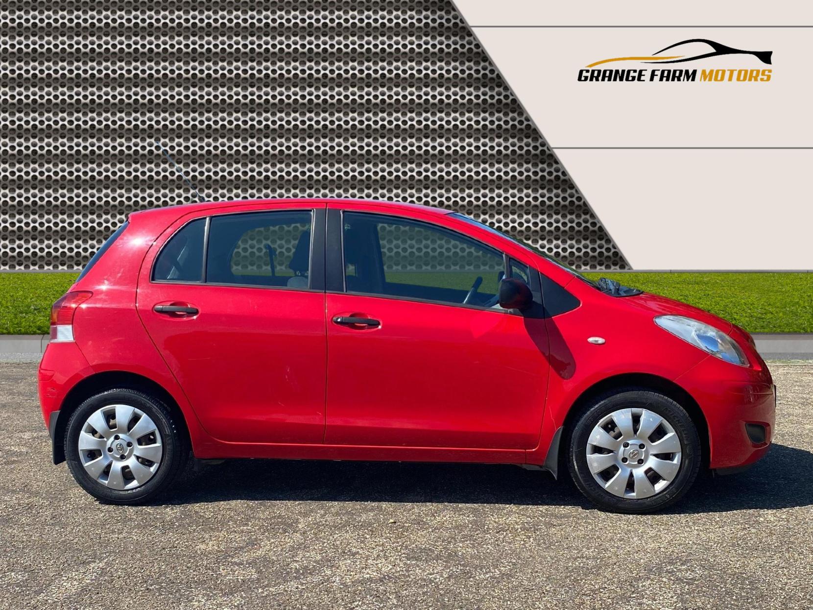 Toyota Yaris 1.0 VVT-i T2 Hatchback 5dr Petrol Manual Euro 4 (69 ps)