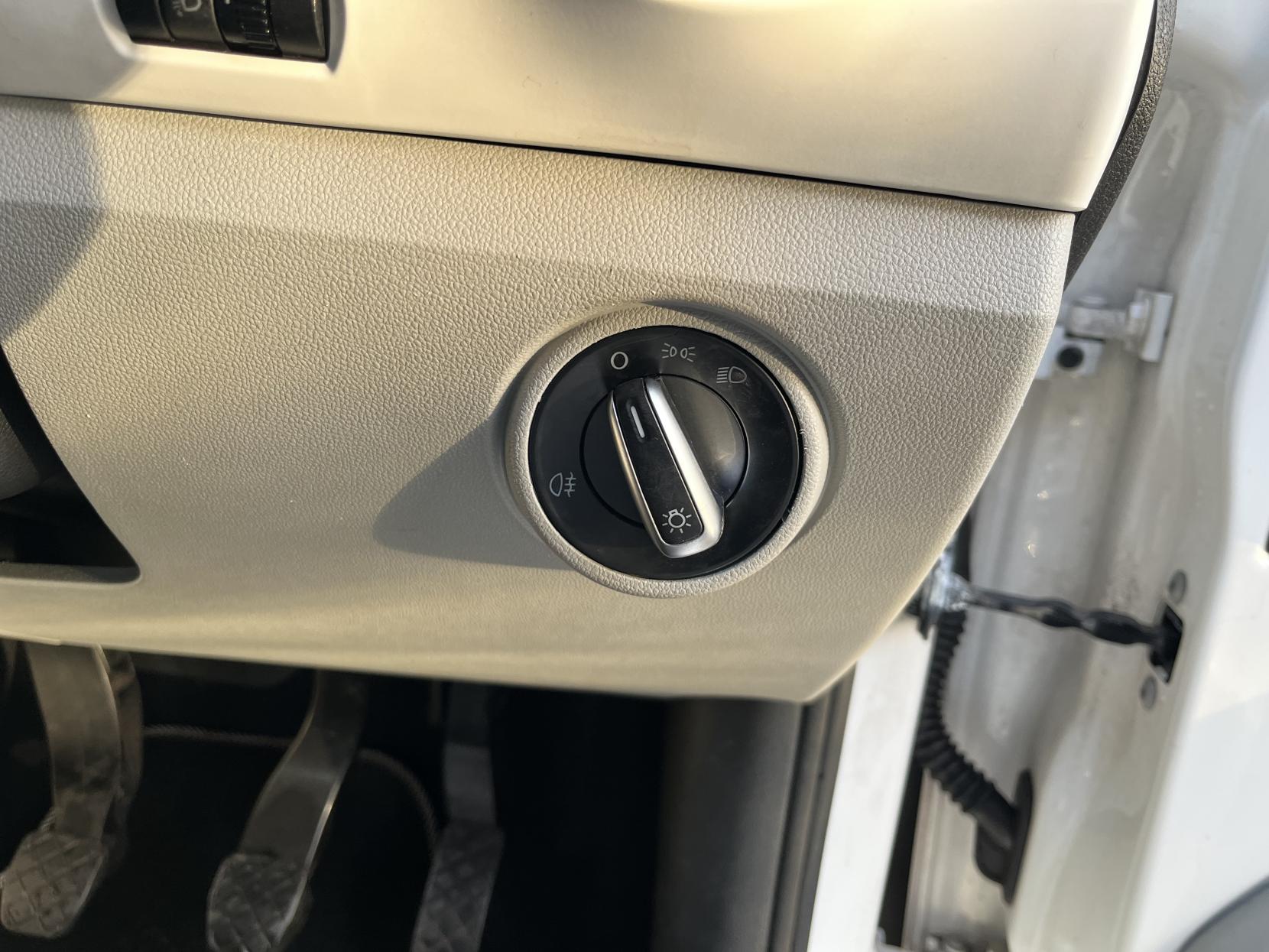 SEAT Mii 1.0 12v Toca Hatchback 3dr Petrol Manual Euro 5 (60 ps)