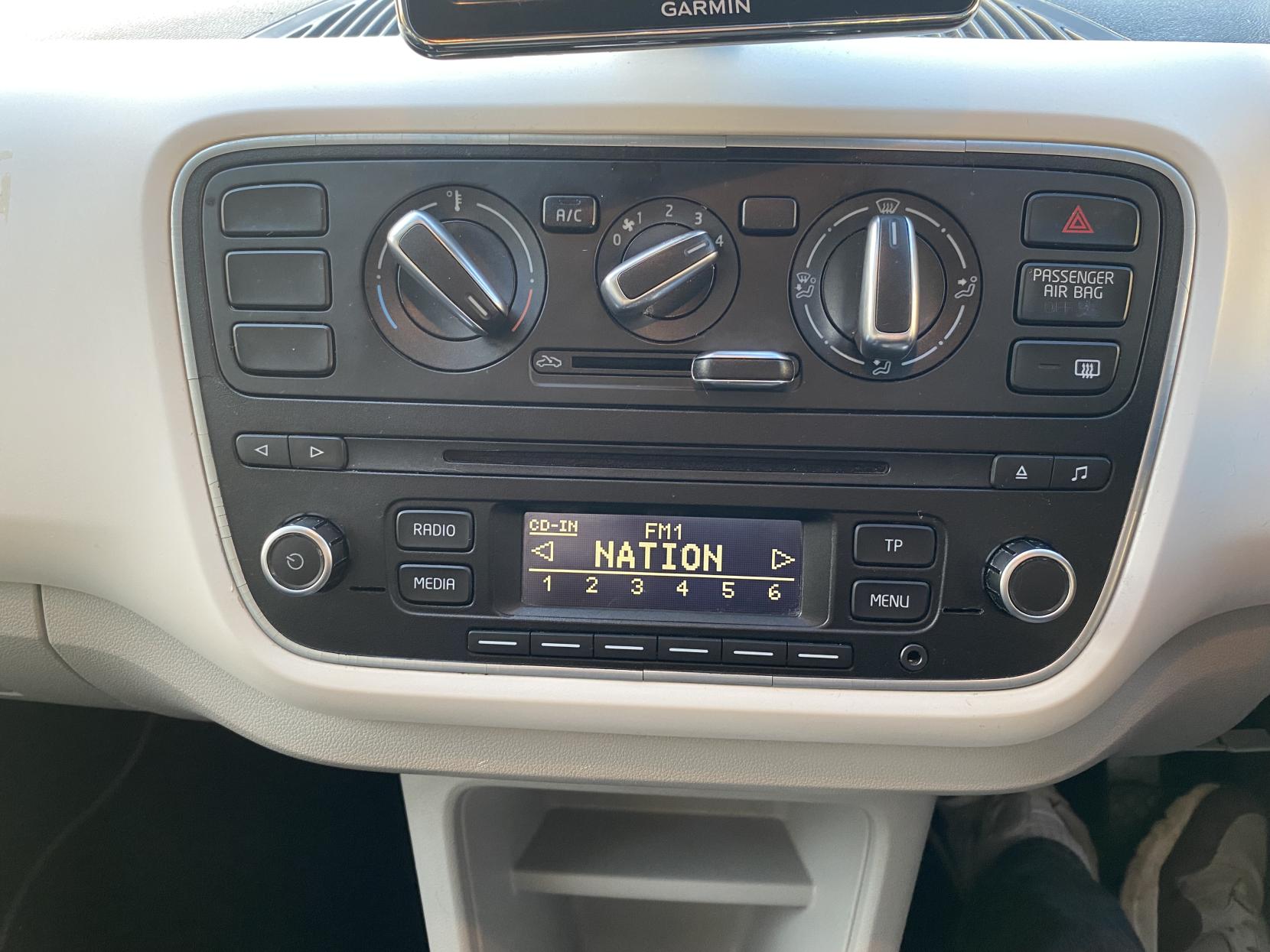 SEAT Mii 1.0 12v Toca Hatchback 3dr Petrol Manual Euro 5 (60 ps)