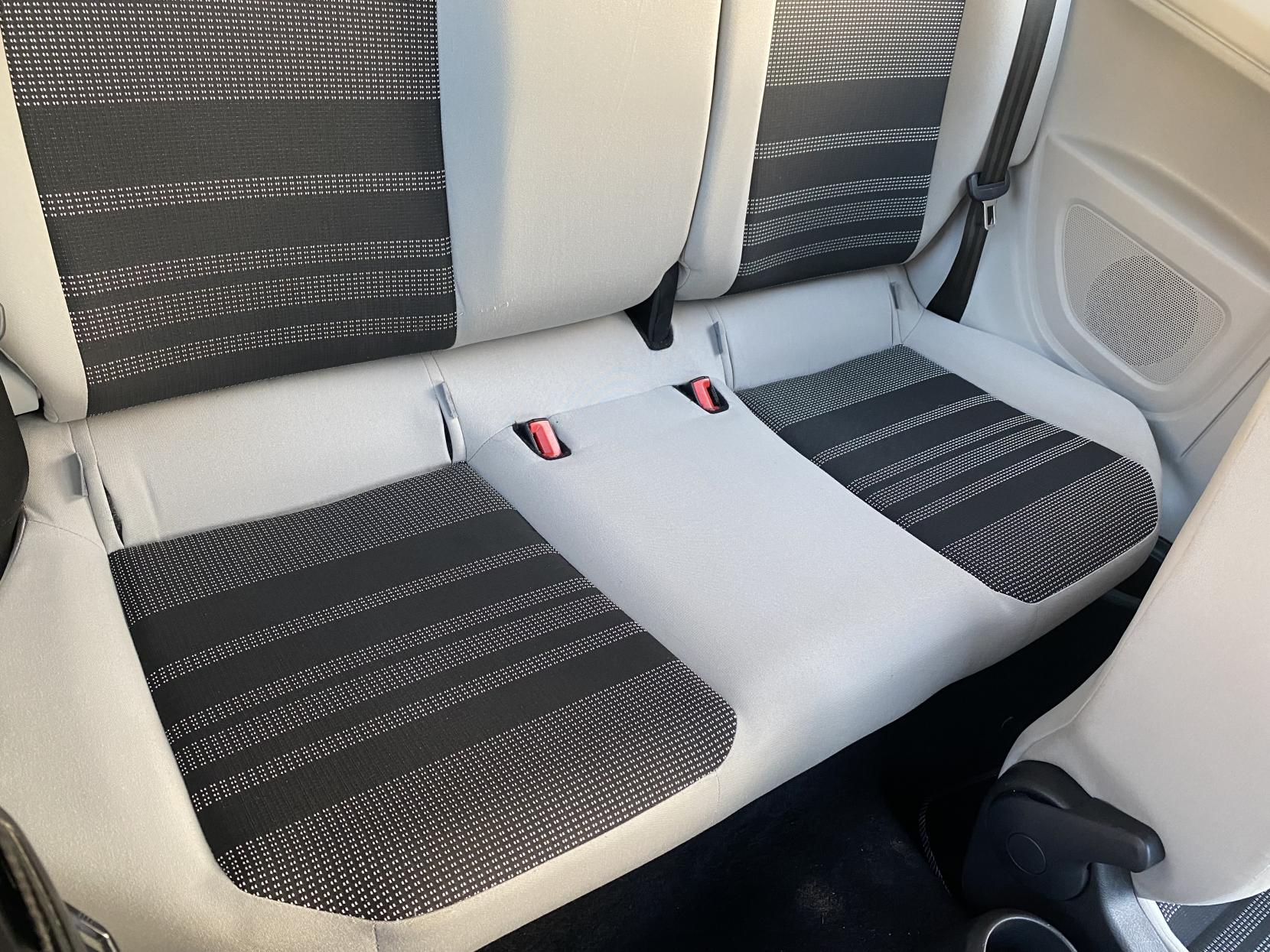 SEAT Mii 1.0 12v Toca Hatchback 3dr Petrol Manual Euro 5 (60 ps)