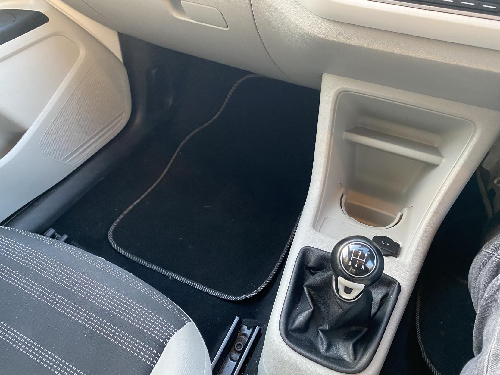 SEAT Mii 1.0 12v Toca Hatchback 3dr Petrol Manual Euro 5 (60 ps)