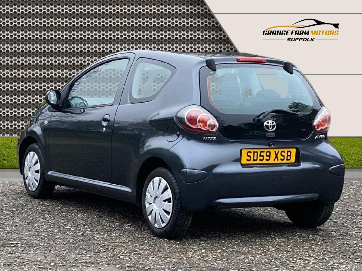 Toyota AYGO 1.0 VVT-i + Hatchback 3dr Petrol Manual Euro 4 (67 bhp)