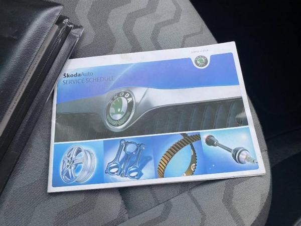 Skoda Fabia 1.2 HTP 12V 2 Hatchback 5dr Petrol Manual (140 g/km, 70 bhp)