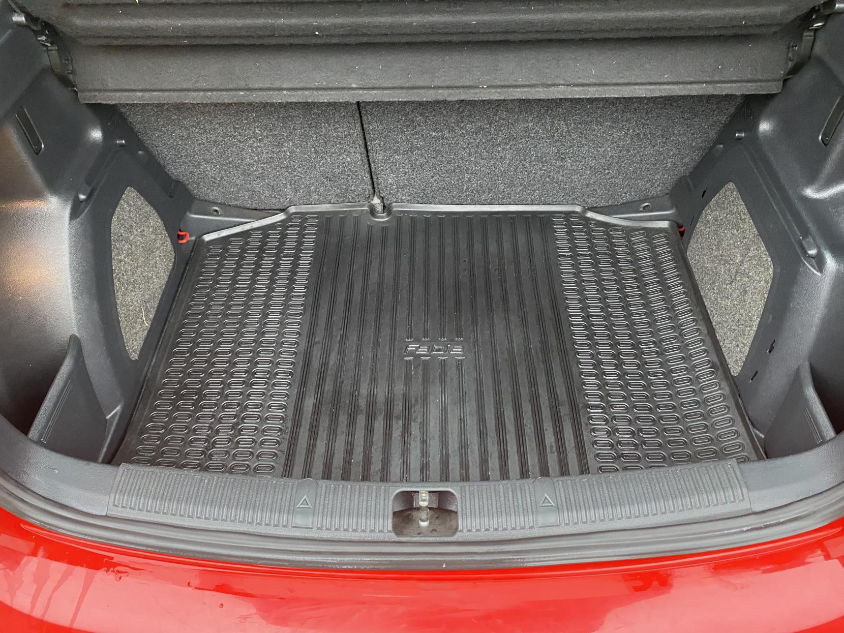 Skoda Fabia 1.2 HTP 12V 2 Hatchback 5dr Petrol Manual (140 g/km, 70 bhp)