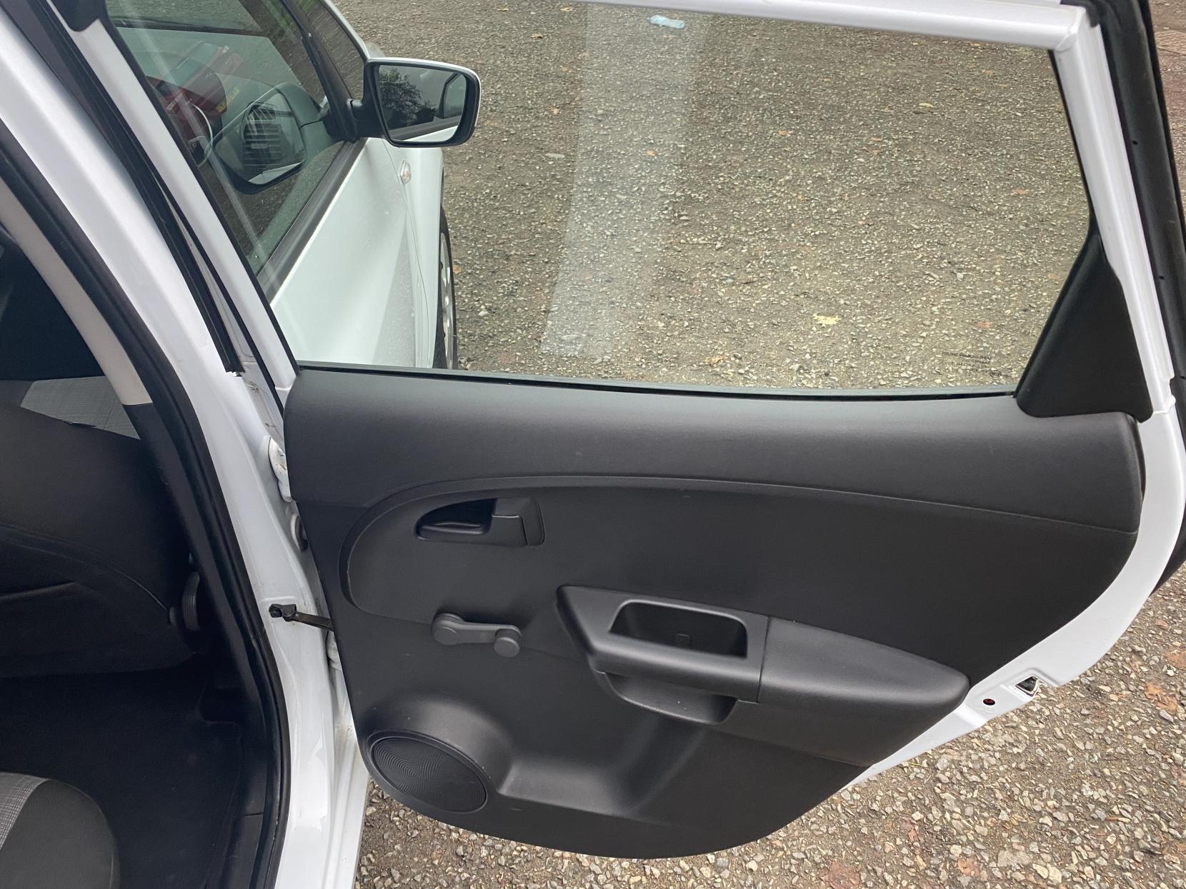 Kia Venga 1.4 EcoDynamics 1 MPV 5dr Petrol Manual Euro 5 (s/s) (89 bhp)