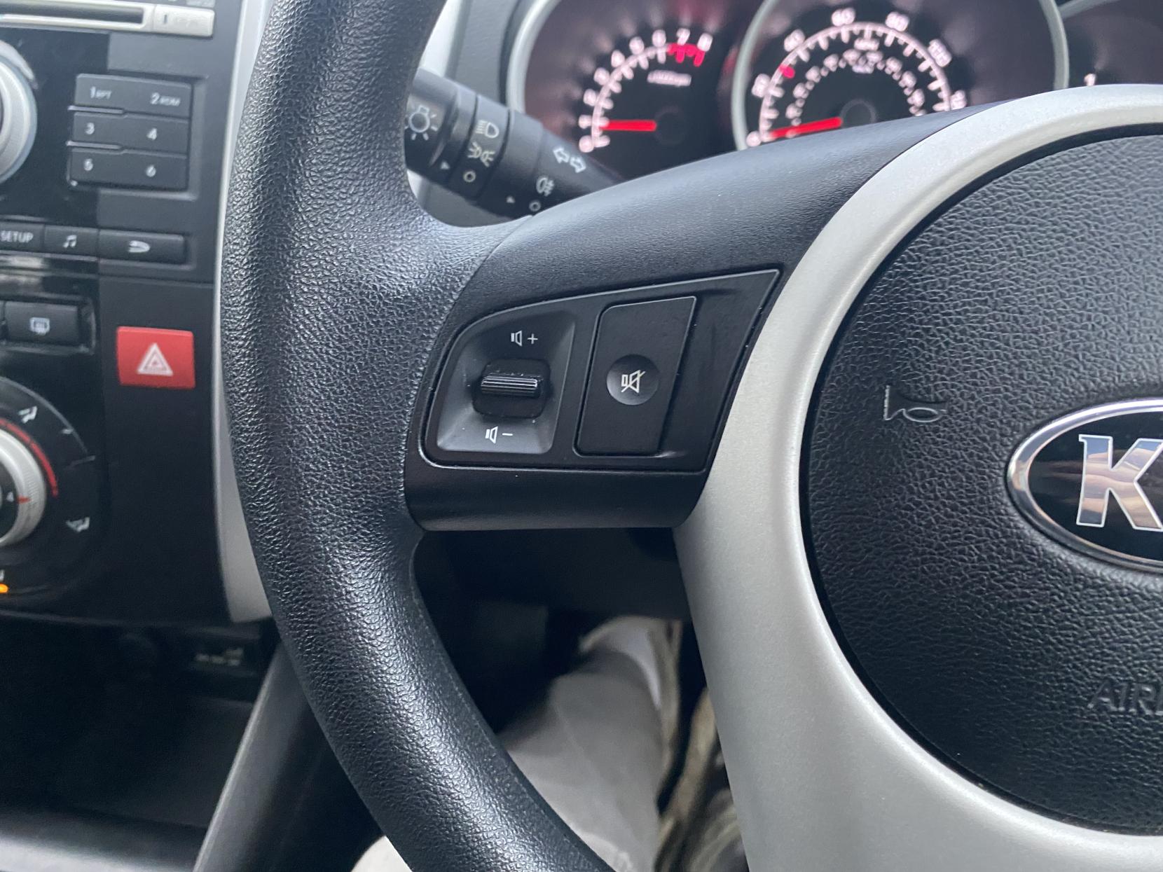 Kia Venga 1.4 EcoDynamics 1 MPV 5dr Petrol Manual Euro 5 (s/s) (89 bhp)