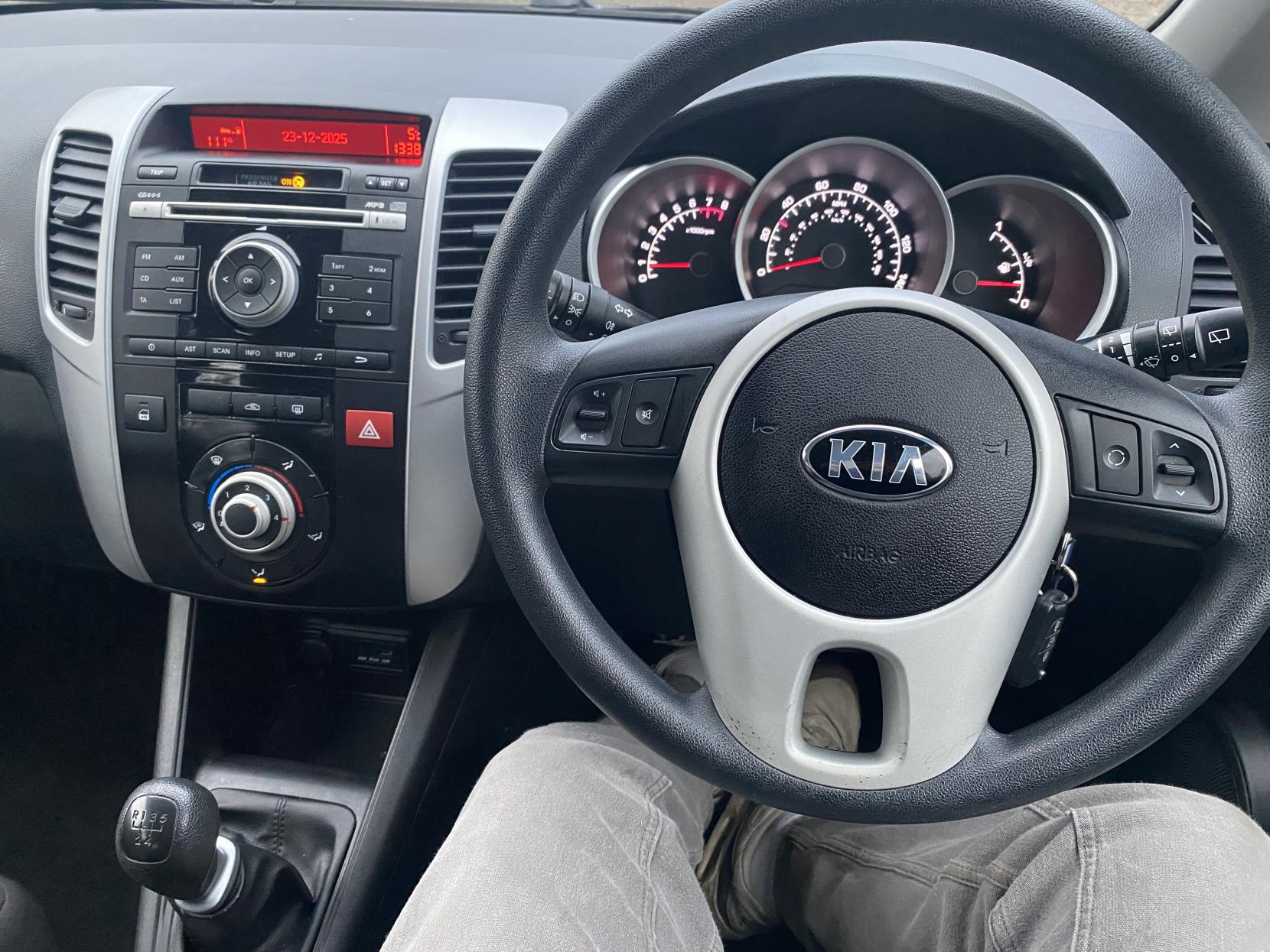 Kia Venga 1.4 EcoDynamics 1 MPV 5dr Petrol Manual Euro 5 (s/s) (89 bhp)