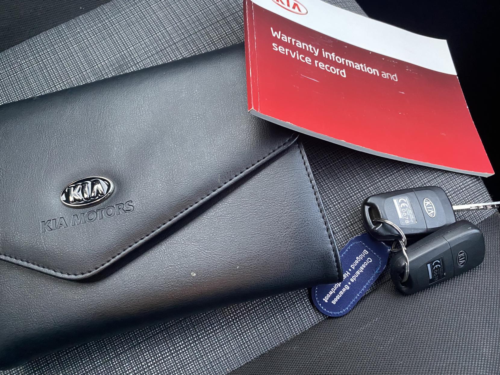 Kia Venga 1.4 EcoDynamics 1 MPV 5dr Petrol Manual Euro 5 (s/s) (89 bhp)