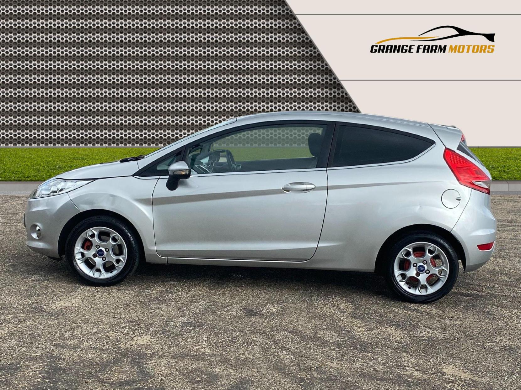 Ford Fiesta 1.25 Zetec Hatchback 3dr Petrol Manual (129 g/km, 81 bhp)