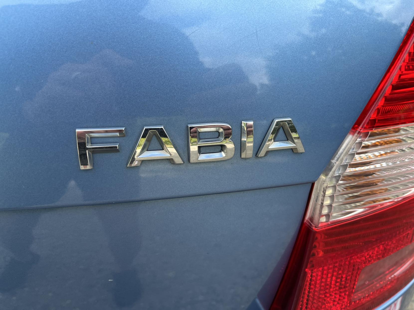 Skoda Fabia 1.2 SE Hatchback 5dr Petrol Manual Euro 5 (69 ps)