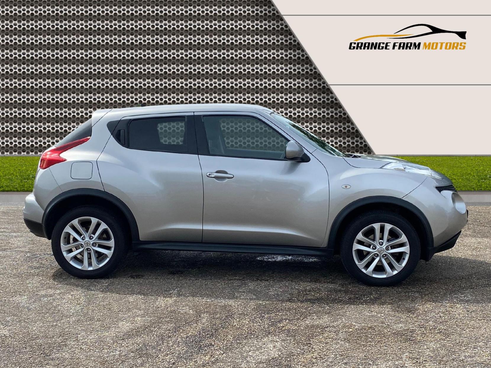 Nissan Juke 1.6 Acenta Premium SUV 5dr Petrol Manual Euro 5 (117 ps)