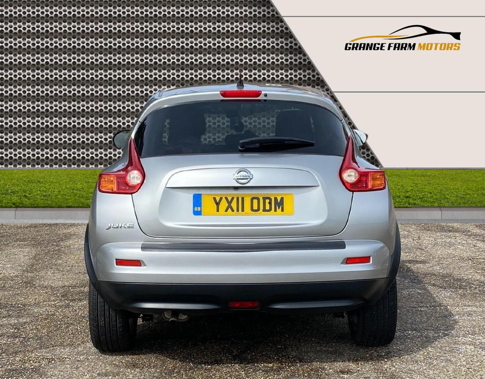 Nissan Juke 1.6 Acenta Premium SUV 5dr Petrol Manual Euro 5 (117 ps)