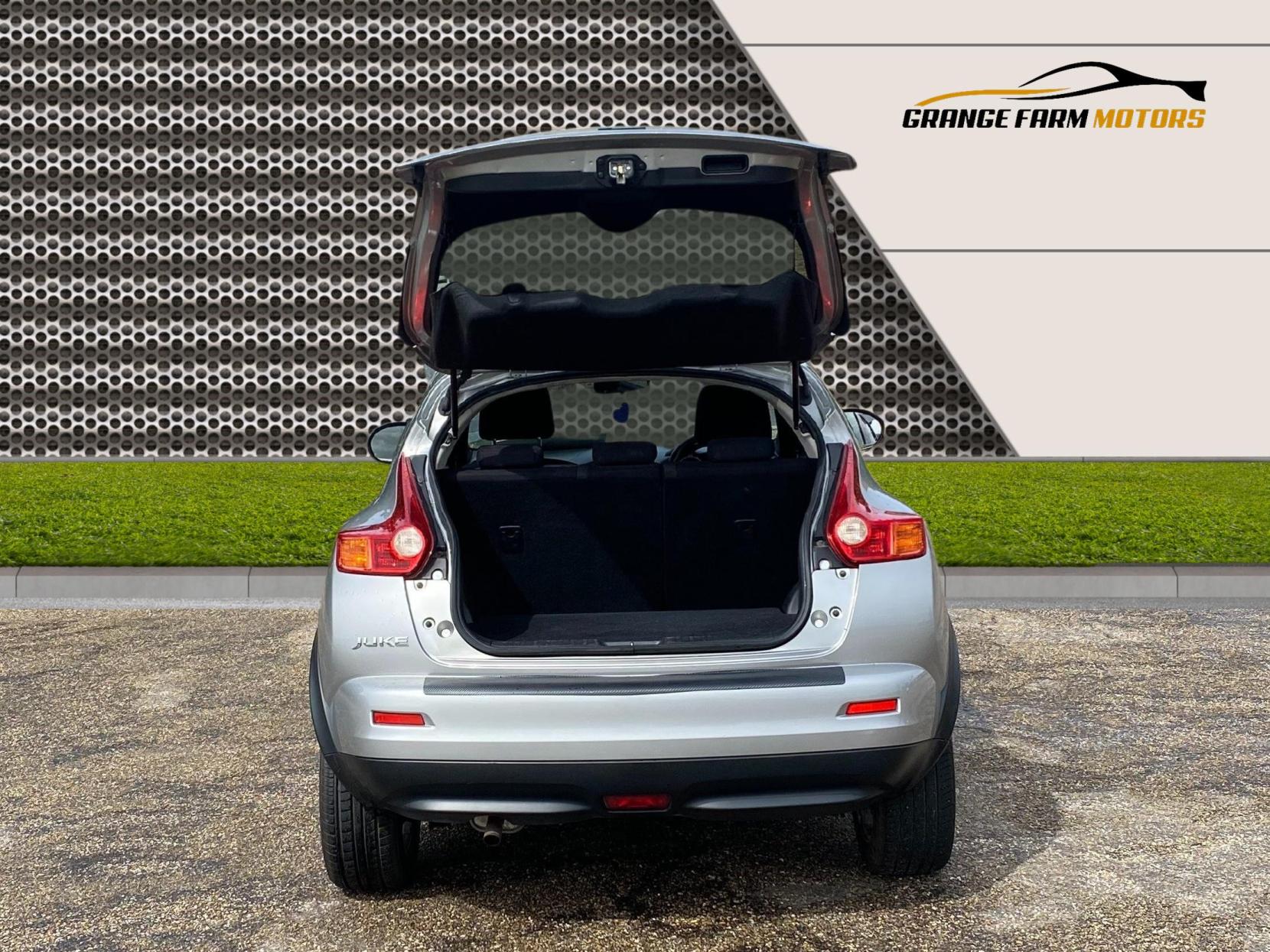 Nissan Juke 1.6 Acenta Premium SUV 5dr Petrol Manual Euro 5 (117 ps)