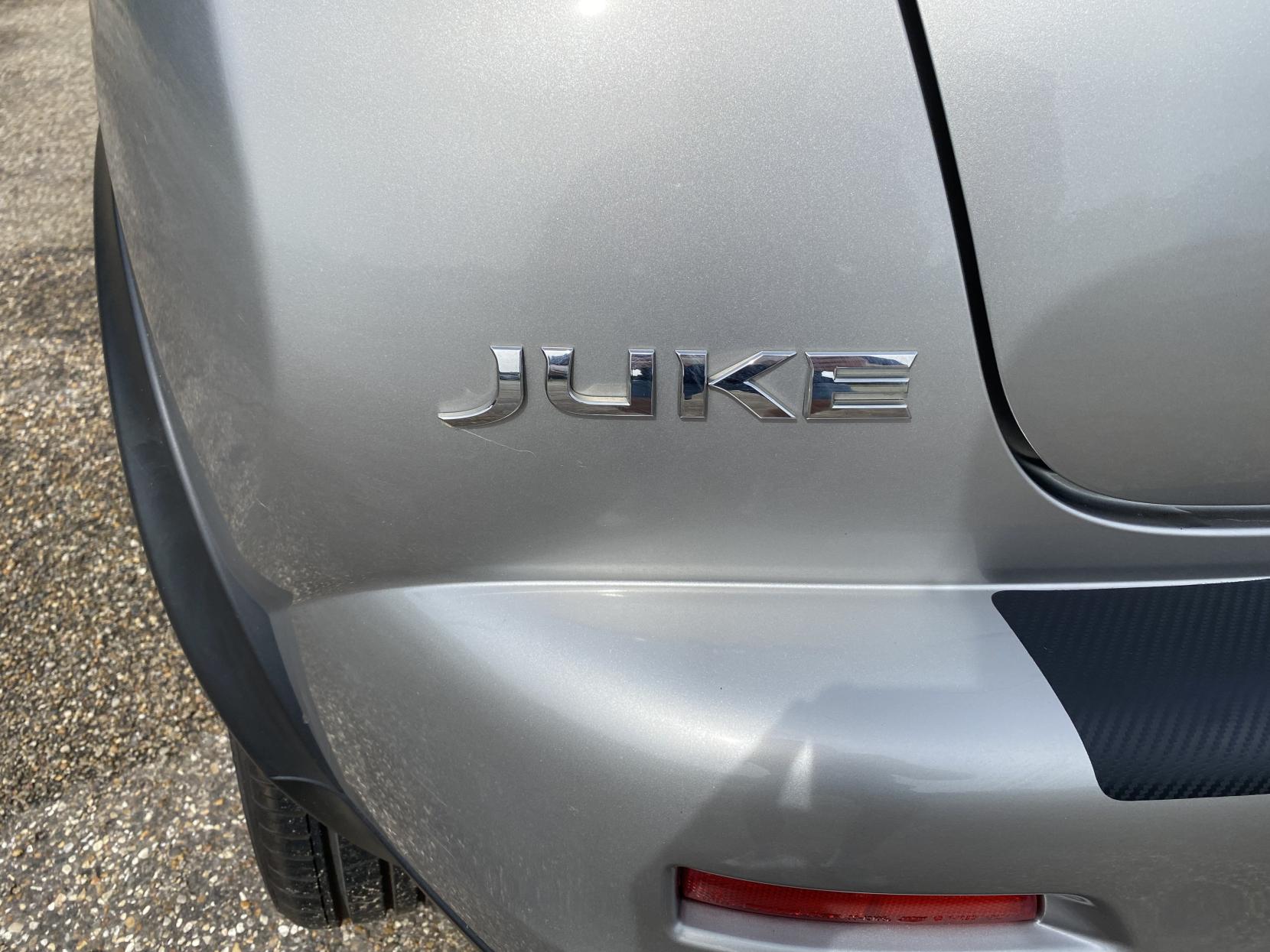 Nissan Juke 1.6 Acenta Premium SUV 5dr Petrol Manual Euro 5 (117 ps)
