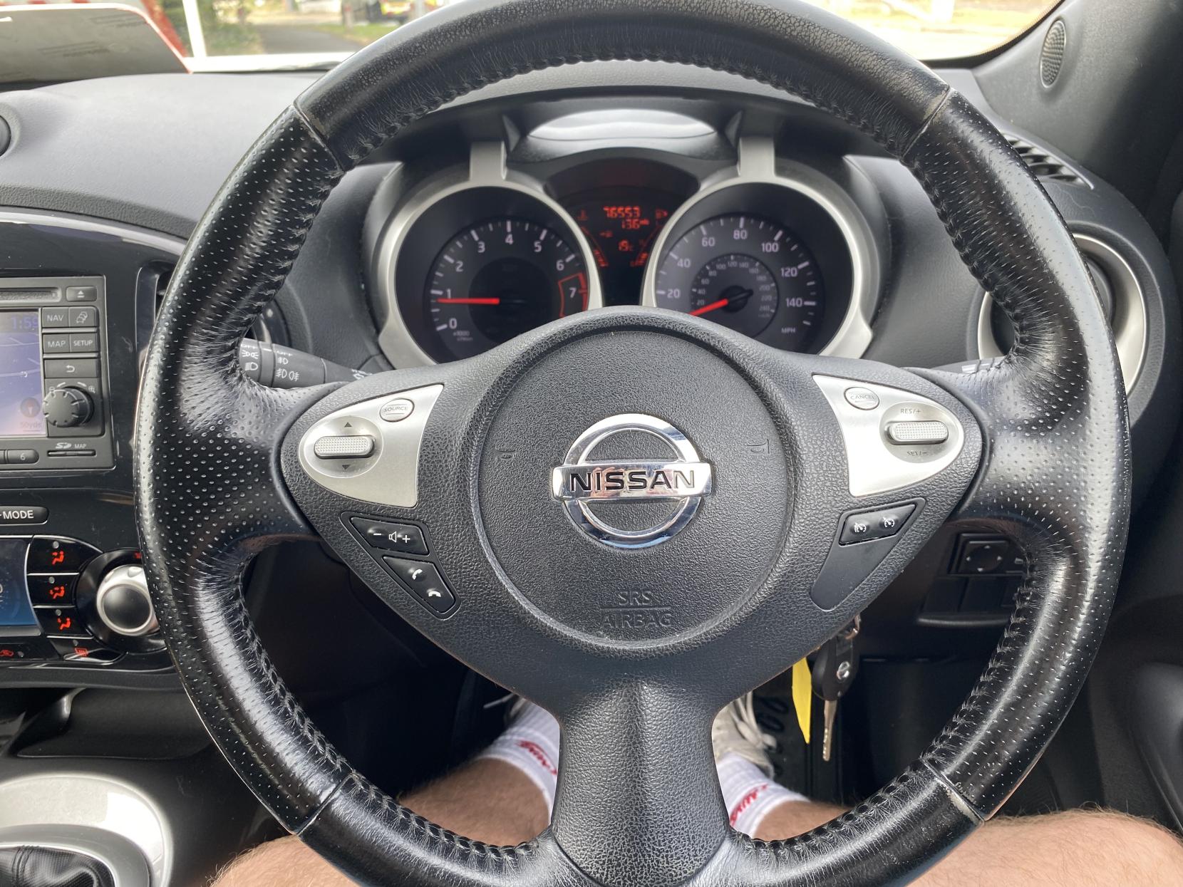 Nissan Juke 1.6 Acenta Premium SUV 5dr Petrol Manual Euro 5 (117 ps)