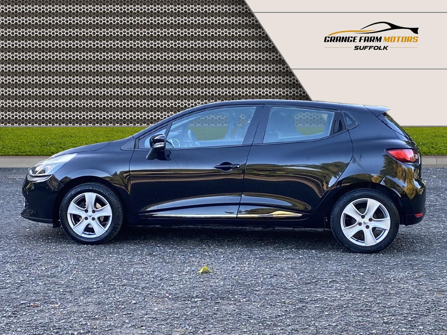 Renault Clio 1.2 16V Dynamique MediaNav Hatchback 5dr Petrol Manual Euro 5 (75 ps)