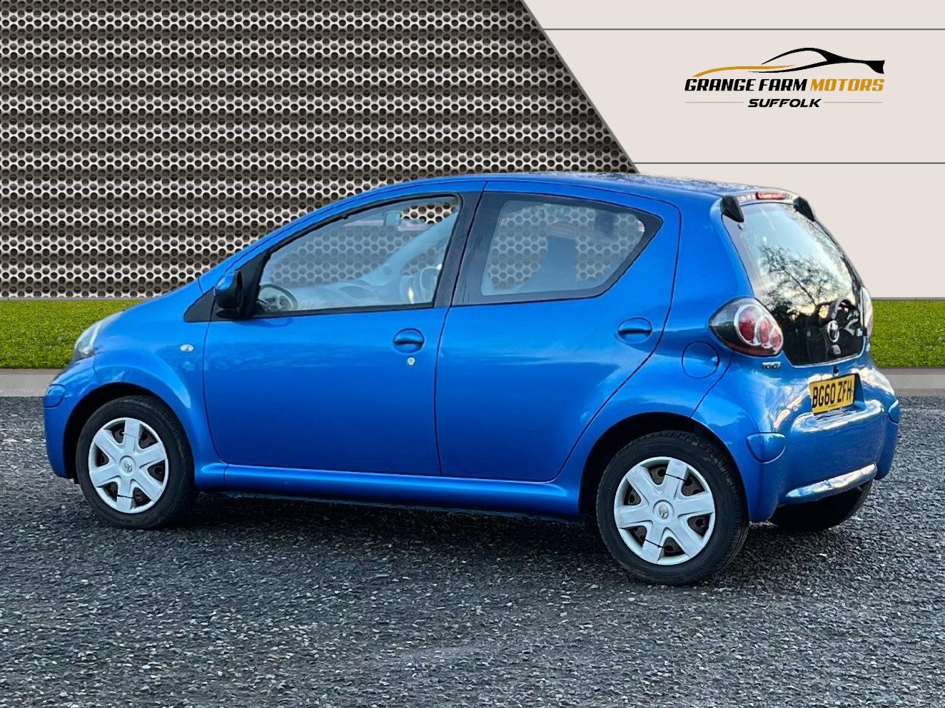 Toyota AYGO 1.0 VVT-i Blue Hatchback 5dr Petrol Manual Euro 5 (67 ps)