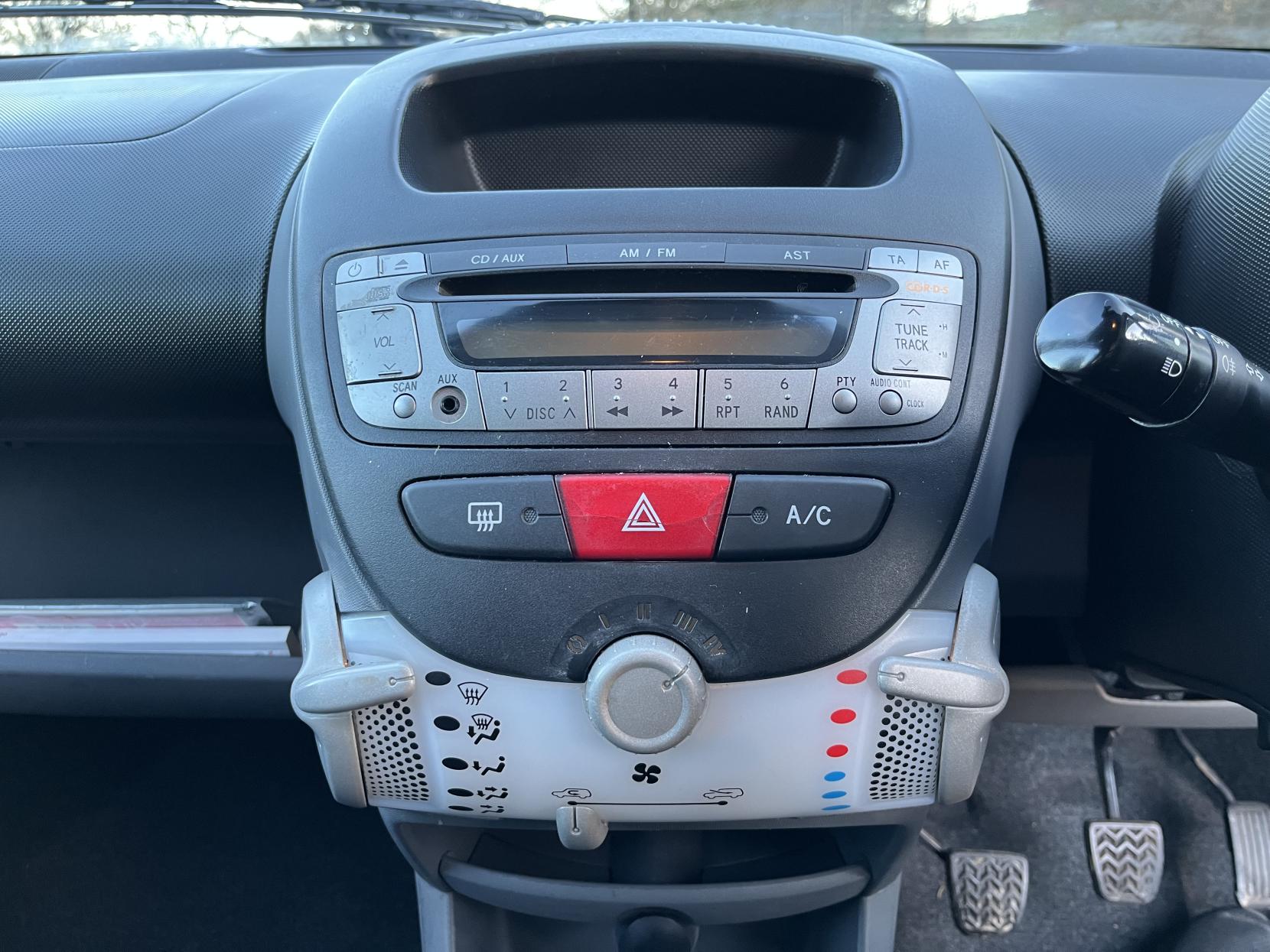 Toyota AYGO 1.0 VVT-i Blue Hatchback 5dr Petrol Manual Euro 5 (67 ps)