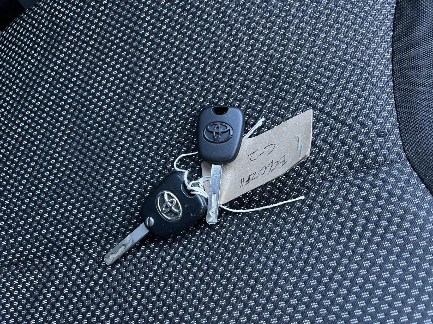 Toyota AYGO 1.0 VVT-i Blue Hatchback 5dr Petrol Manual Euro 5 (67 ps)