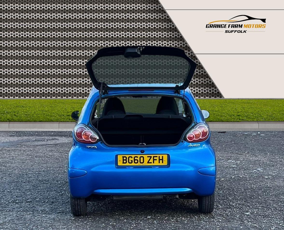 Toyota AYGO 1.0 VVT-i Blue Hatchback 5dr Petrol Manual Euro 5 (67 ps)