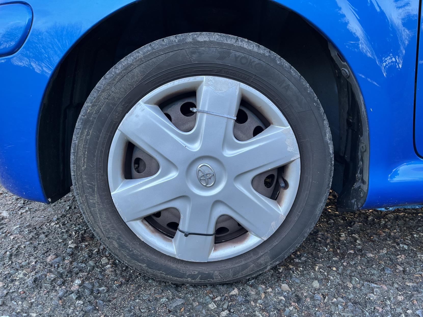 Toyota AYGO 1.0 VVT-i Blue Hatchback 5dr Petrol Manual Euro 5 (67 ps)