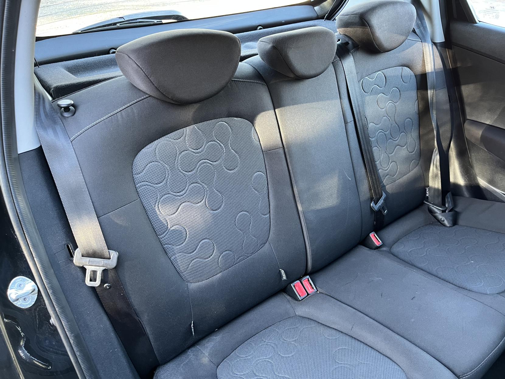 Hyundai i20 1.2 Comfort Hatchback 5dr Petrol Manual Euro 5 (77 bhp)