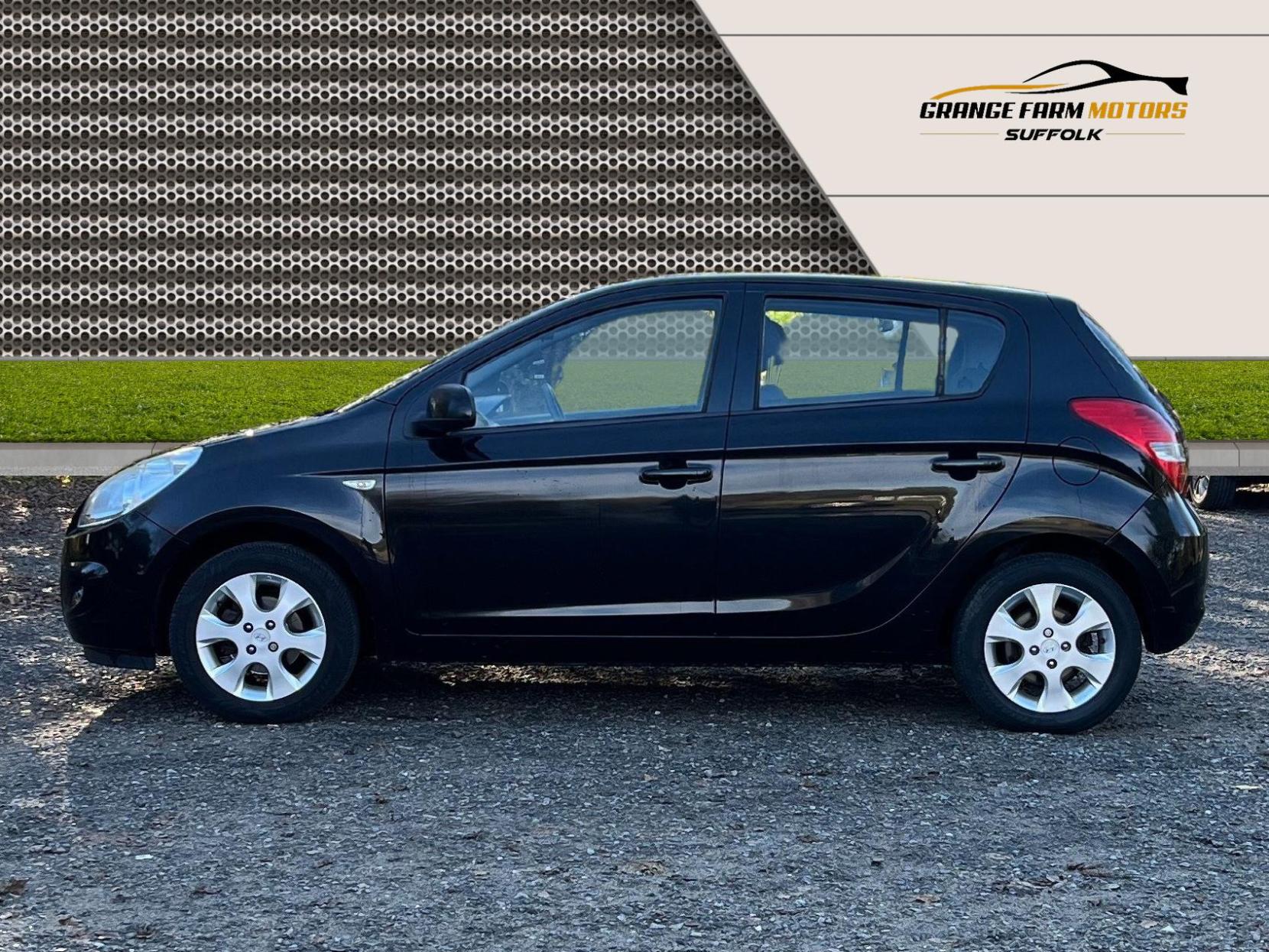 Hyundai i20 1.2 Comfort Hatchback 5dr Petrol Manual Euro 5 (77 bhp)