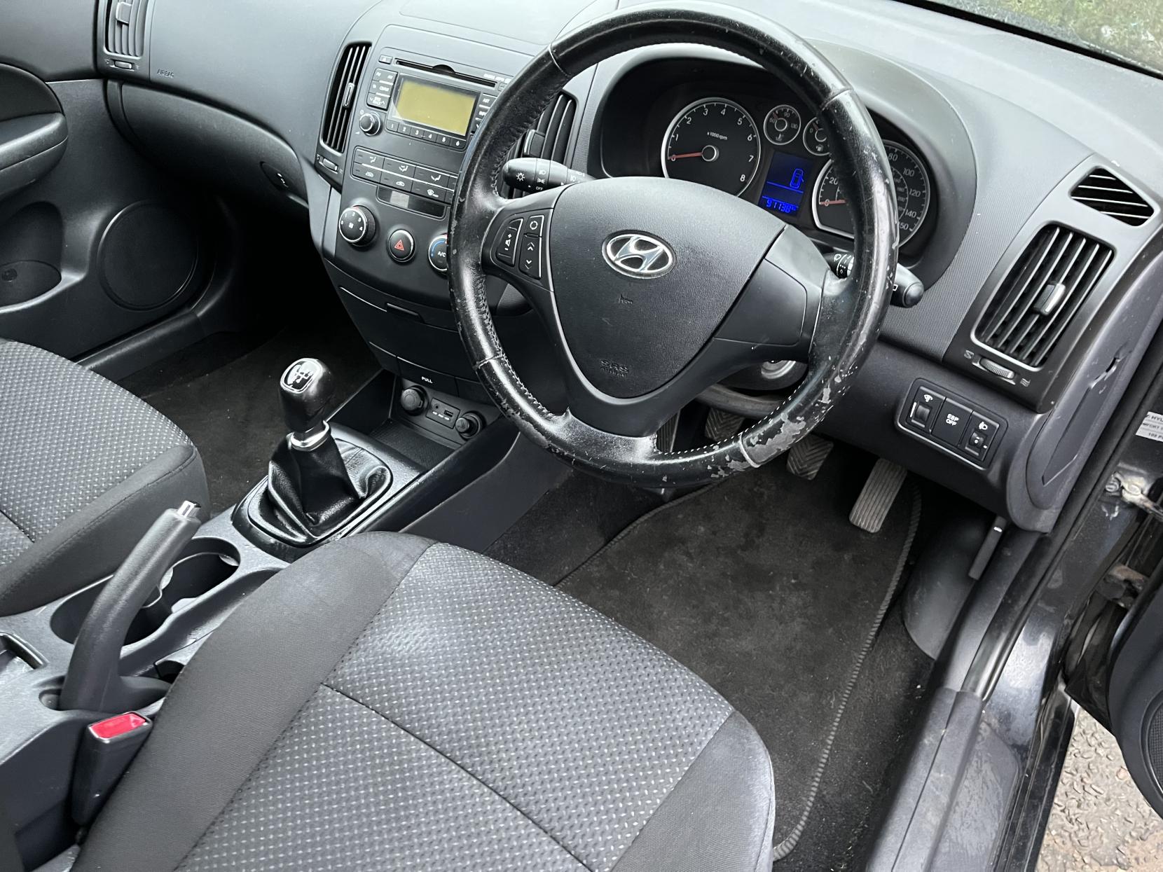 Hyundai i30 1.4 Comfort Hatchback 5dr Petrol Manual Euro 5 (108 bhp)