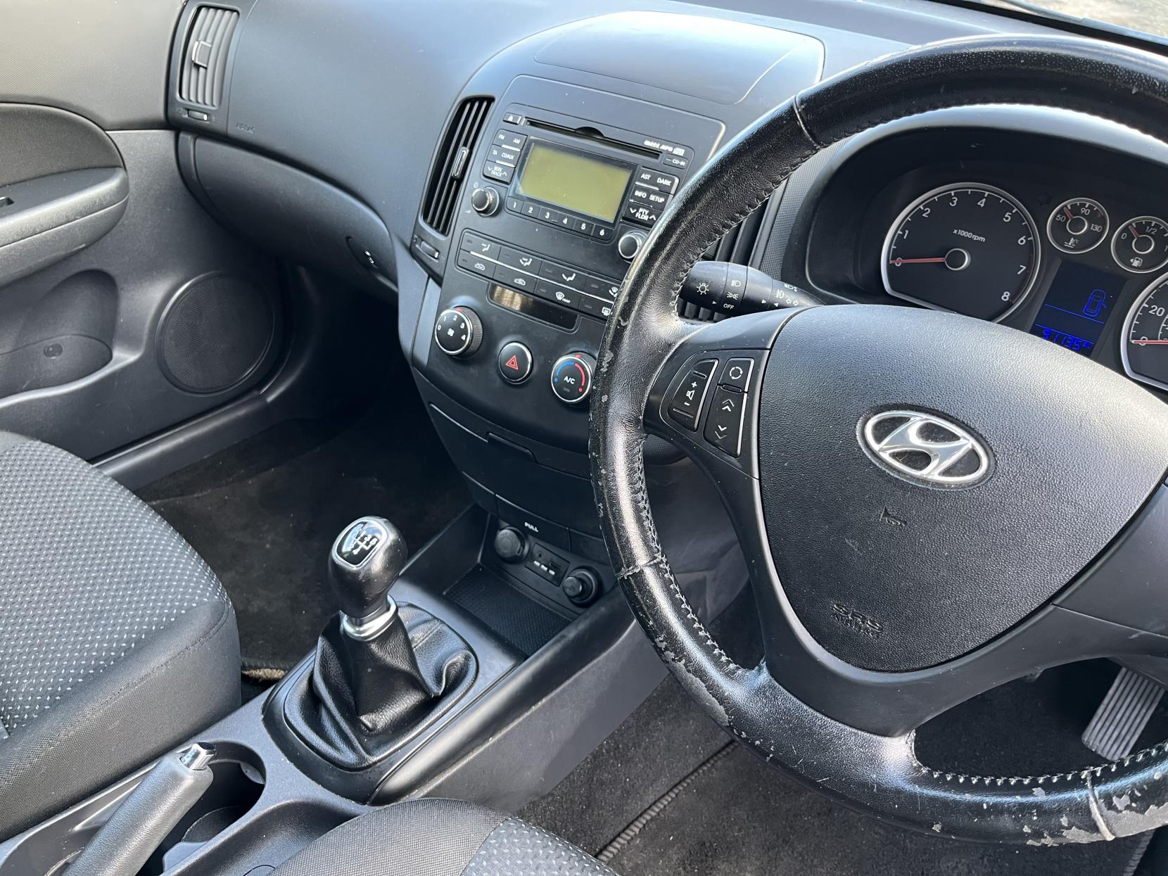 Hyundai i30 1.4 Comfort Hatchback 5dr Petrol Manual Euro 5 (108 bhp)