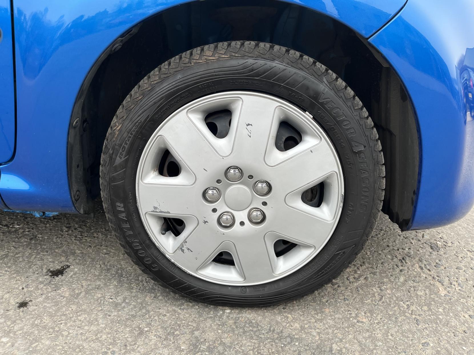 Citroen C1 1.0i VTR Hatchback 5dr Petrol Manual Euro 4 (68 ps)