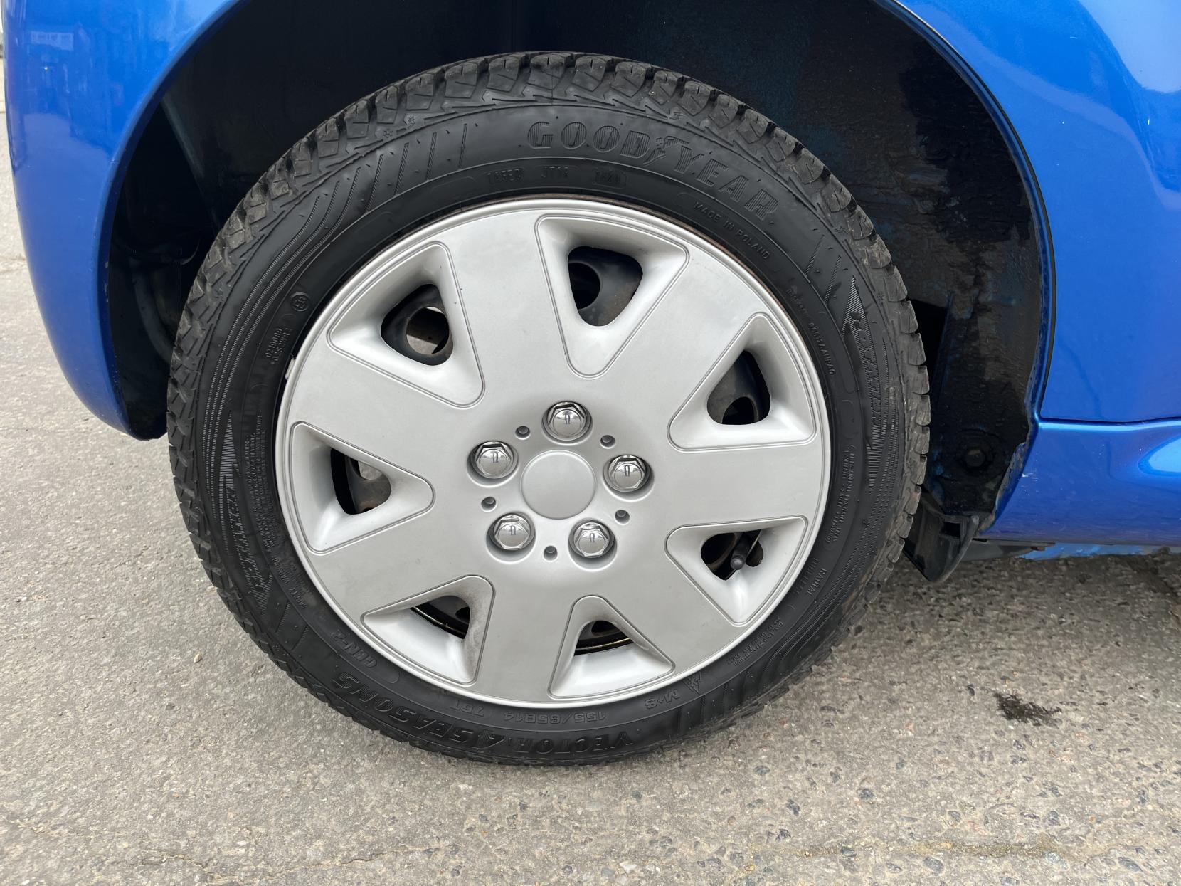 Citroen C1 1.0i VTR Hatchback 5dr Petrol Manual Euro 4 (68 ps)