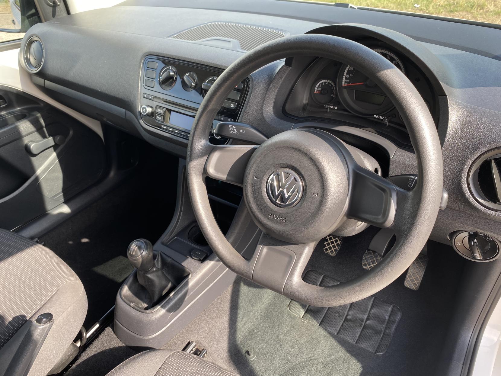 Volkswagen up! 1.0 Take up! Hatchback 3dr Petrol Manual Euro 5 (60 ps)