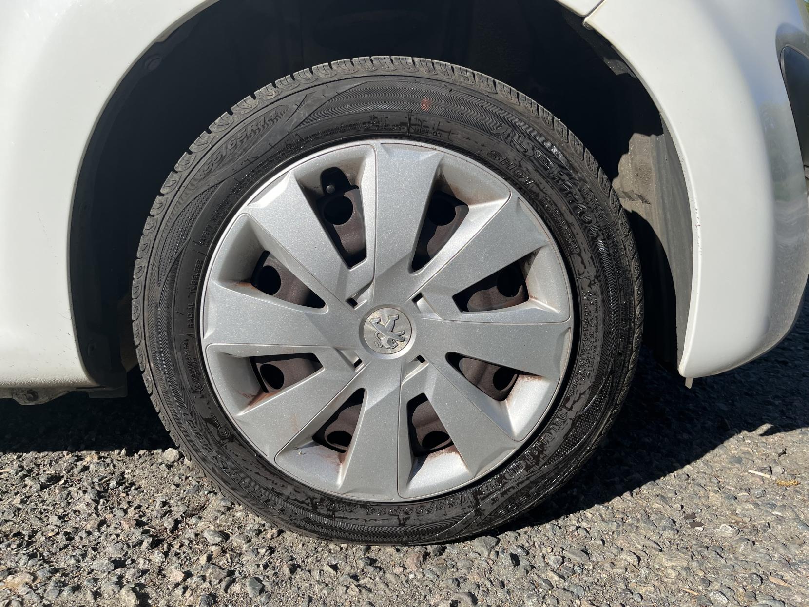 Peugeot 107 1.0 12V Access Hatchback 3dr Petrol Manual Euro 5 (68 ps)