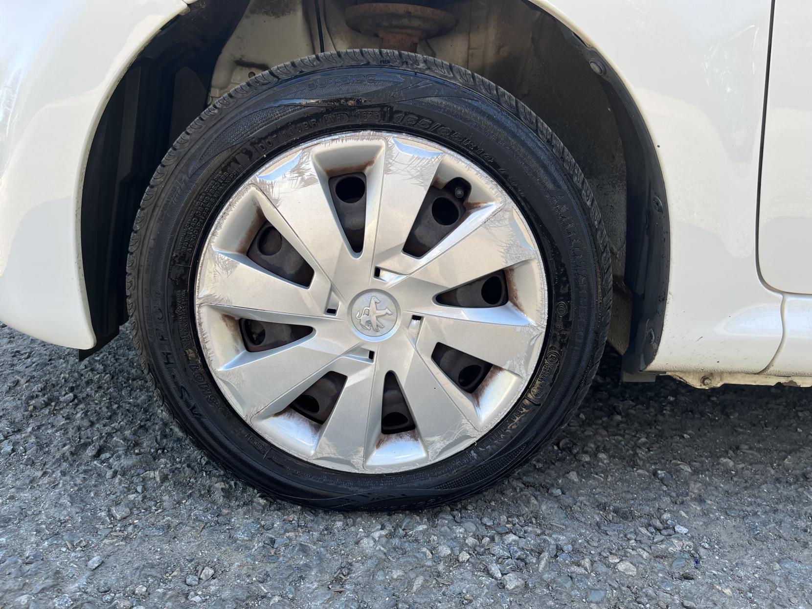 Peugeot 107 1.0 12V Access Hatchback 3dr Petrol Manual Euro 5 (68 ps)