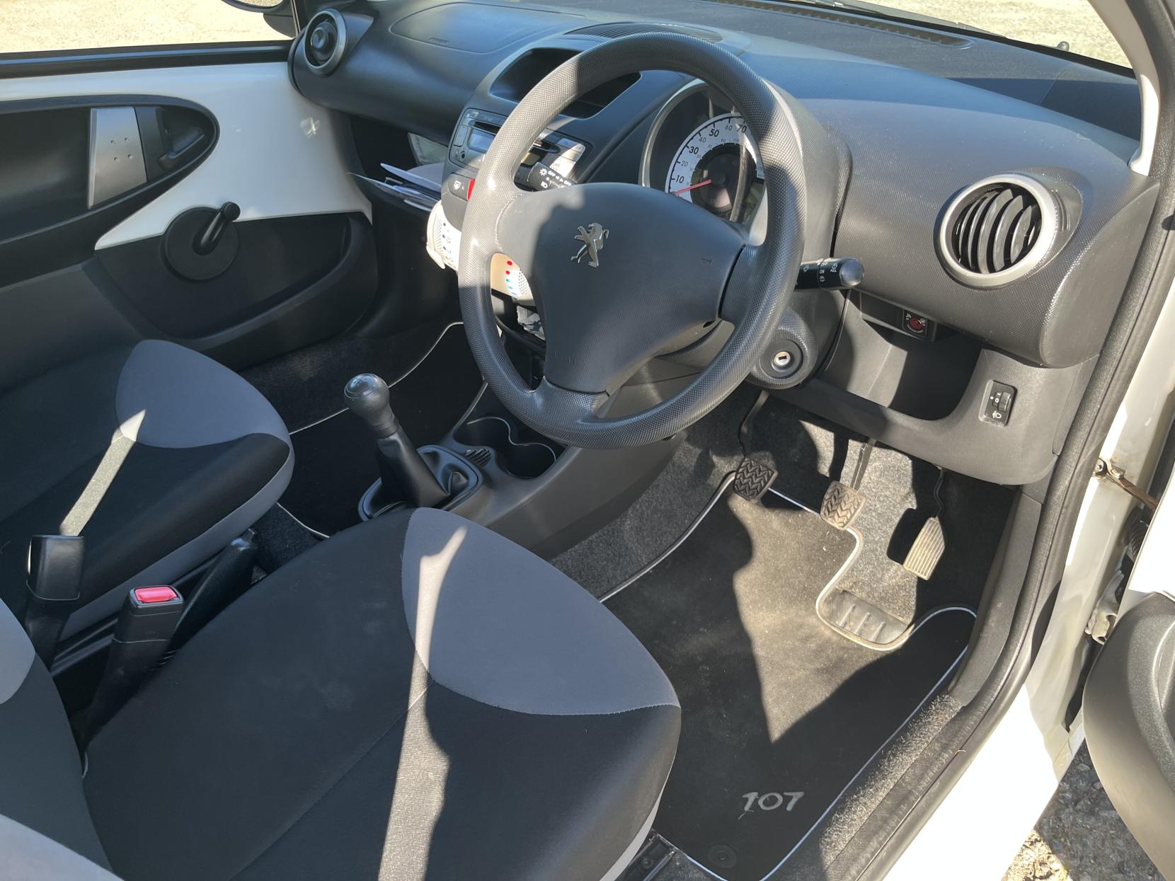 Peugeot 107 1.0 12V Access Hatchback 3dr Petrol Manual Euro 5 (68 ps)