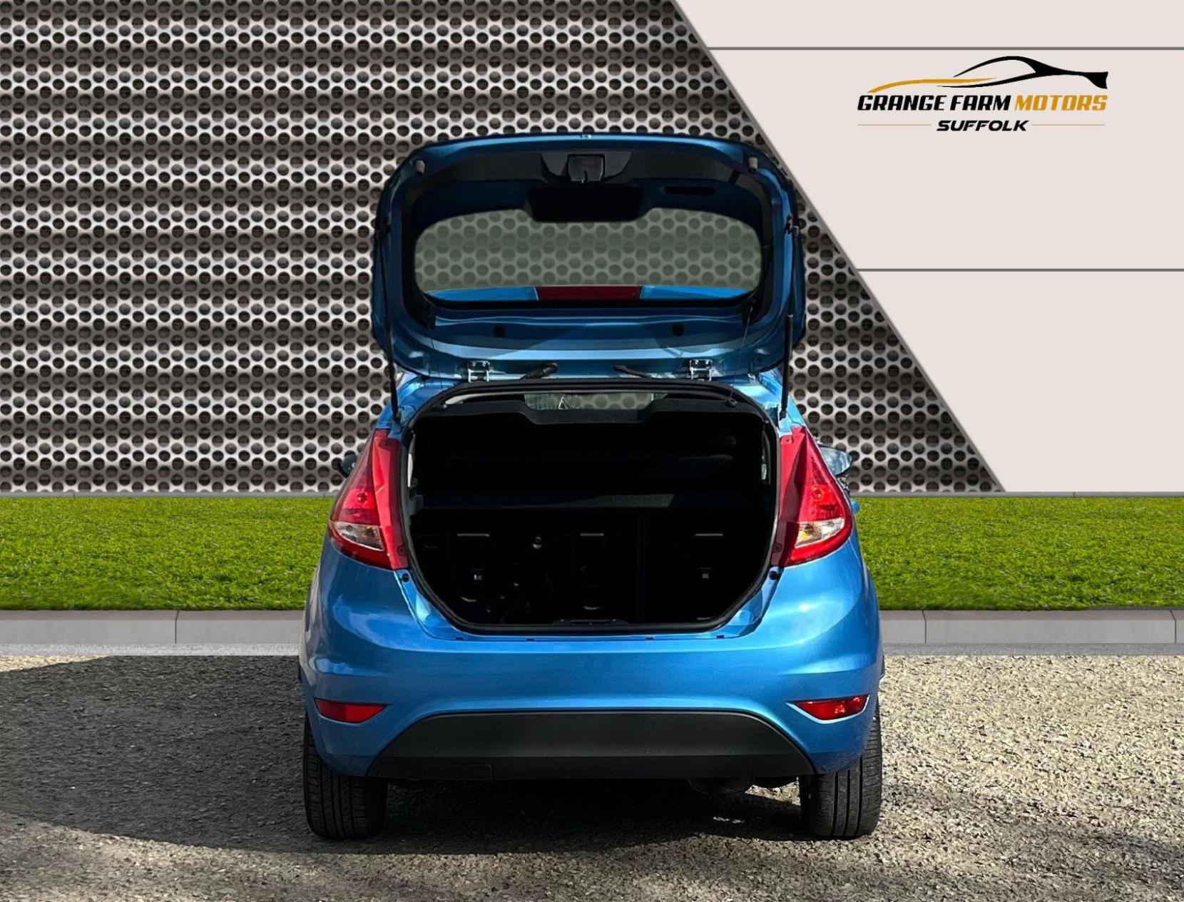 Ford Fiesta 1.4 Zetec Hatchback 5dr Petrol Manual (133 g/km, 94 bhp)