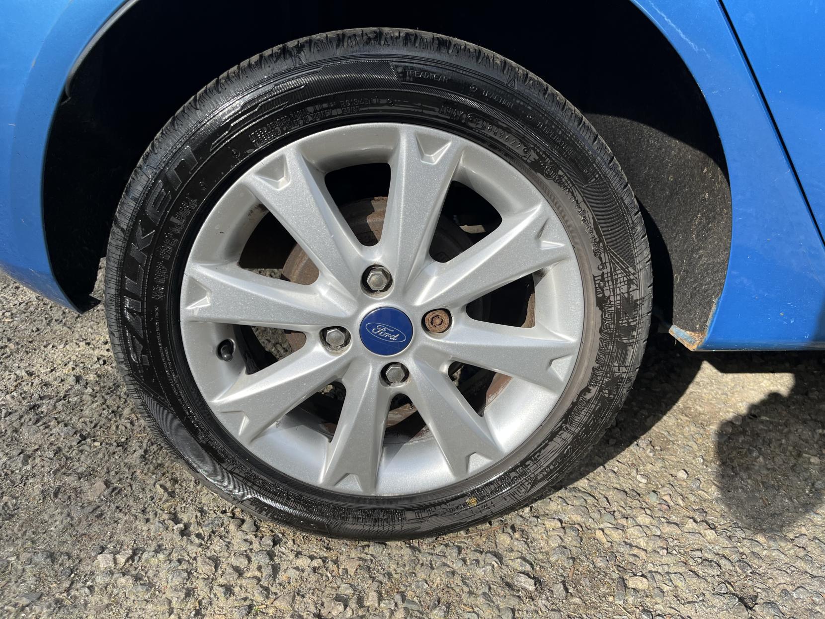 Ford Fiesta 1.4 Zetec Hatchback 5dr Petrol Manual (133 g/km, 94 bhp)