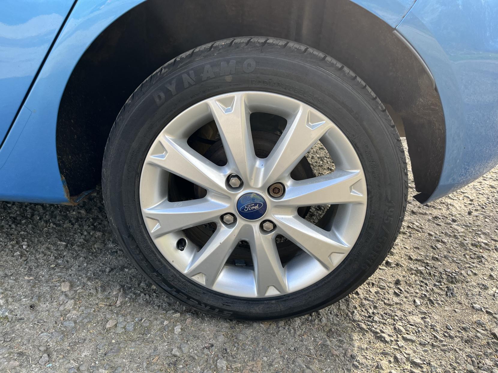 Ford Fiesta 1.4 Zetec Hatchback 5dr Petrol Manual (133 g/km, 94 bhp)