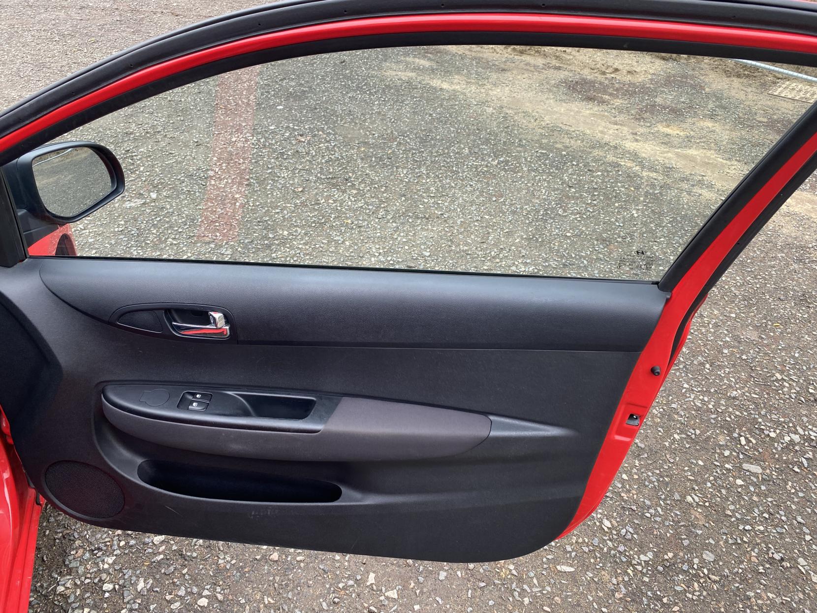 Hyundai i20 1.2 Classic Hatchback 3dr Petrol Manual Euro 5 (77 bhp)