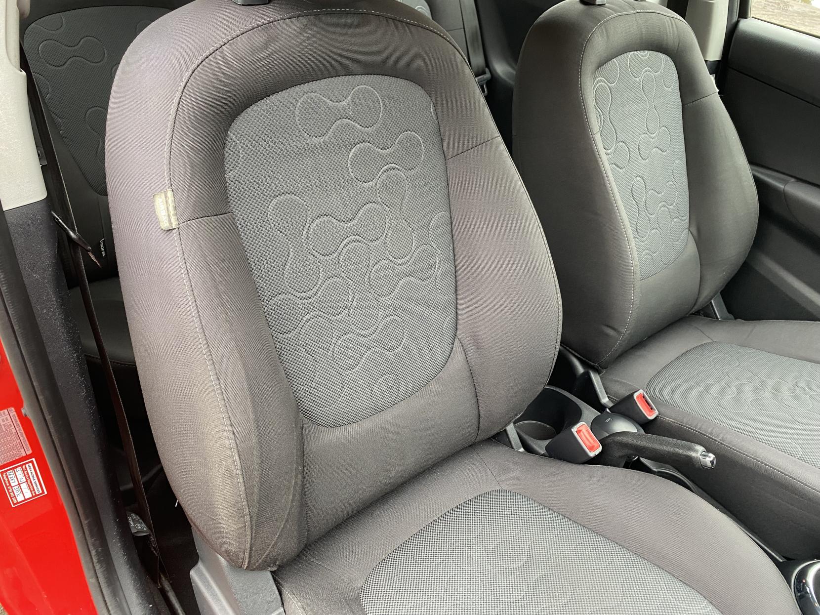 Hyundai i20 1.2 Classic Hatchback 3dr Petrol Manual Euro 5 (77 bhp)