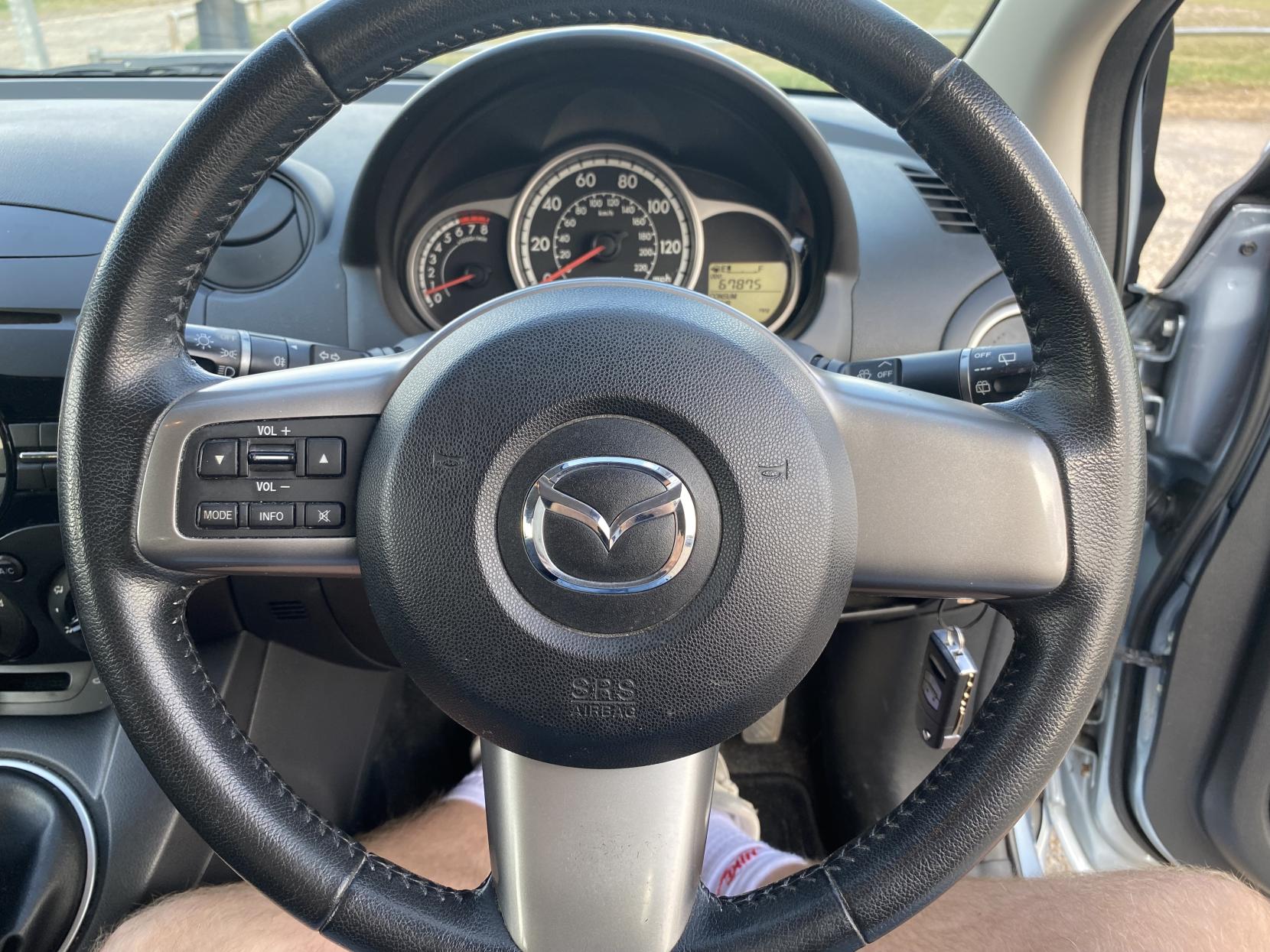 Mazda Mazda2 1.3 Tamura Hatchback 5dr Petrol Manual Euro 5 (84 ps)