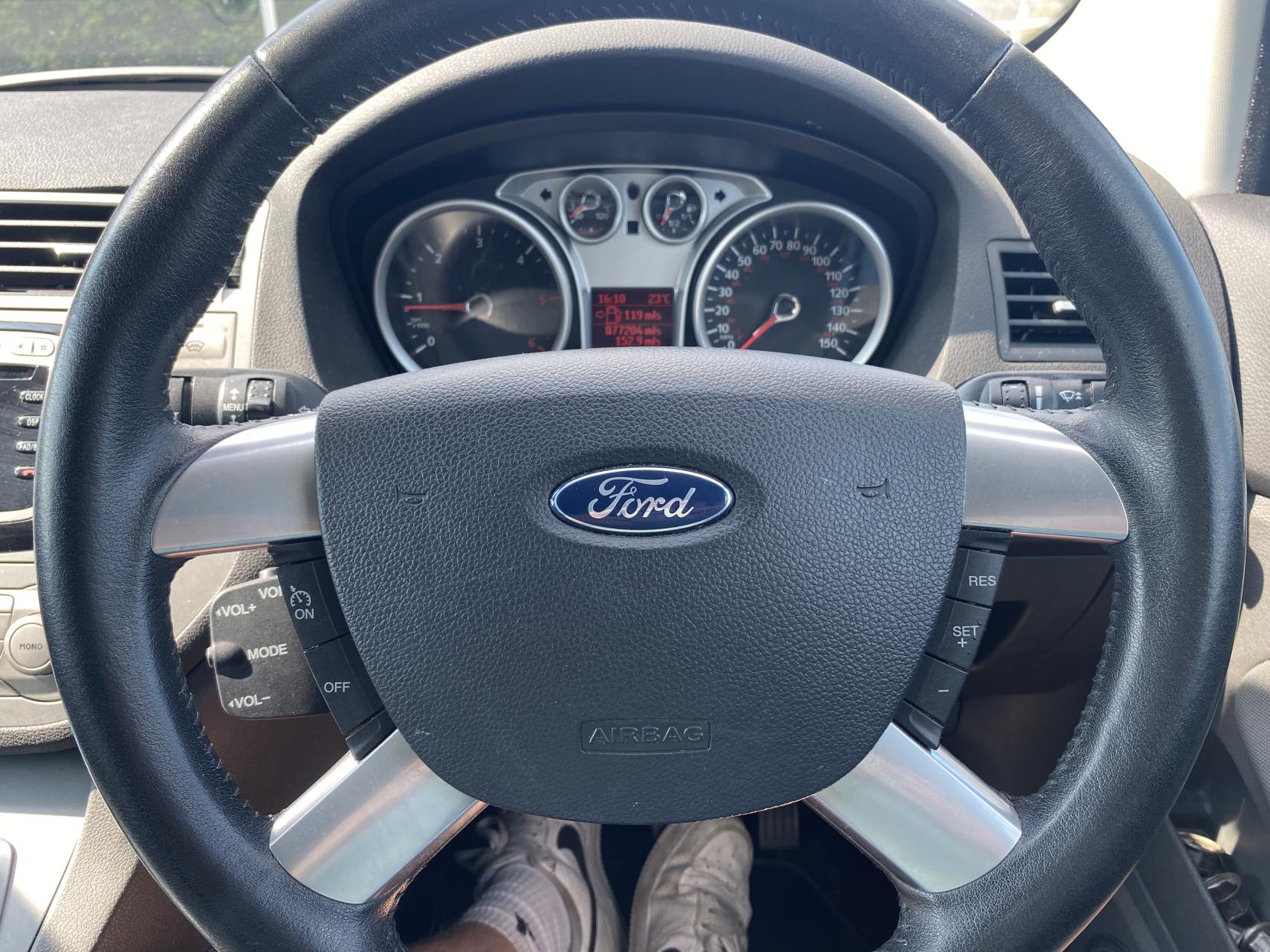 Ford Kuga 2.0 TDCi Titanium SUV 5dr Diesel Manual AWD Euro 4 (136 ps)